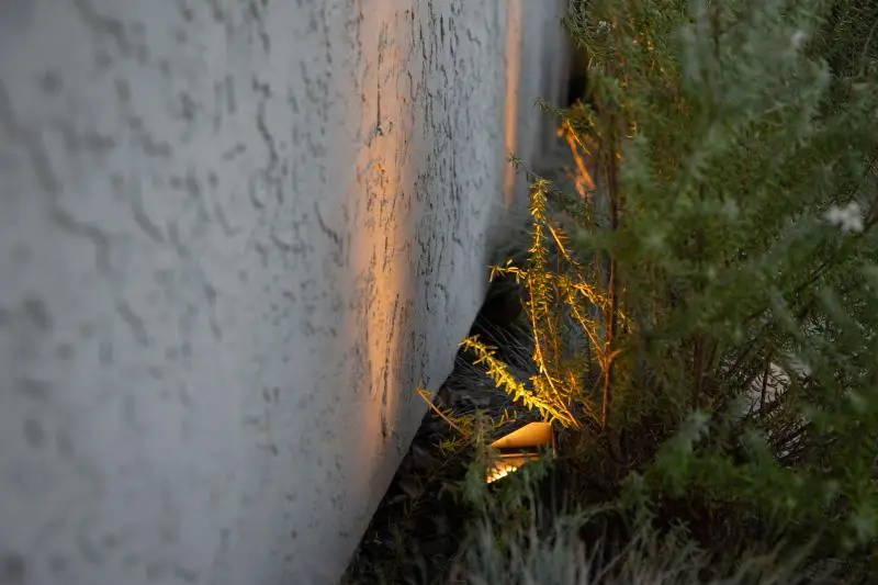 outdoor uplight shining on siding